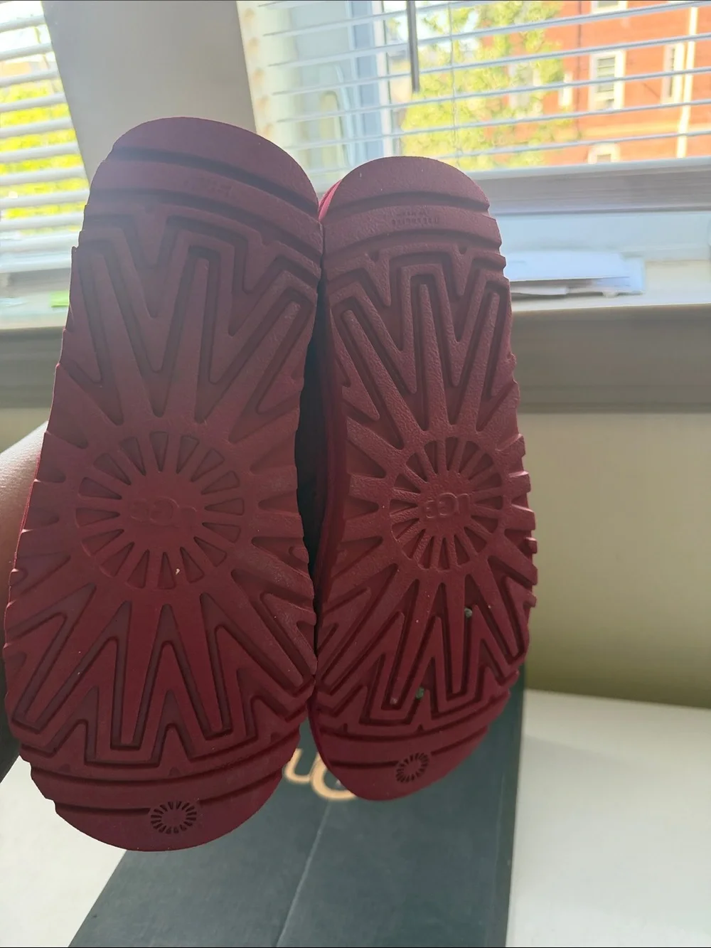 UGG vibrant red